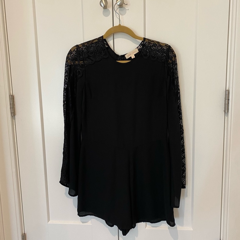 Eight Sixty black long sleeve romper with lace sleeves size medium